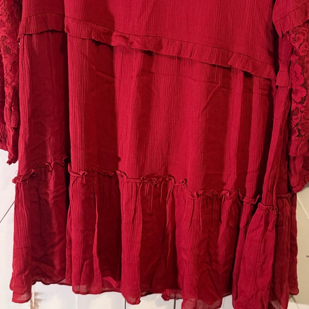 Elegant Red Lace Ruffle Dress - Picture 3 of 8